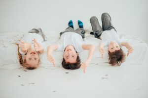 Hội chứng Đứa con giữa (Middle Child Syndrome)